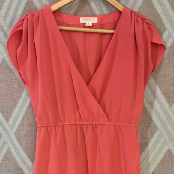 Cute Pink Cross V Neck Dress Forever 21 Essentials - Picture 3 of 5